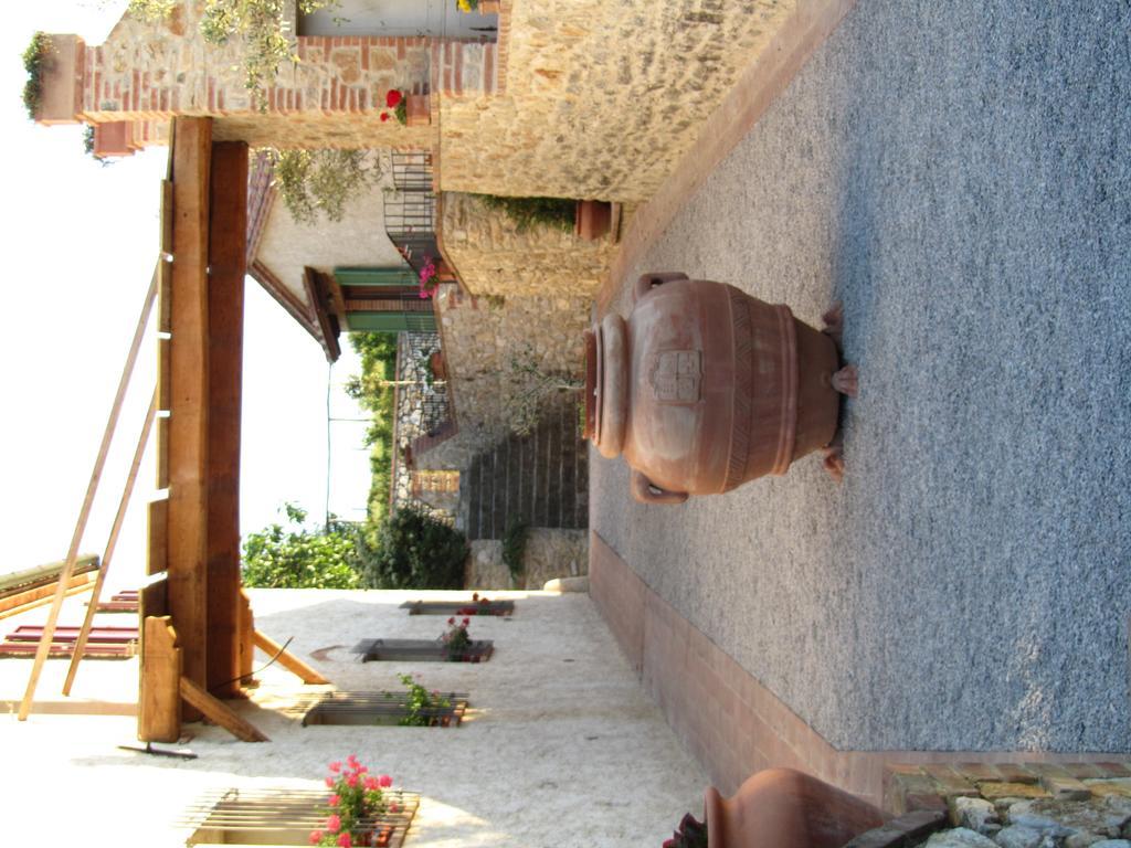 Agriturismo Borghetto Il Montino Rapolano Terme Exteriör bild